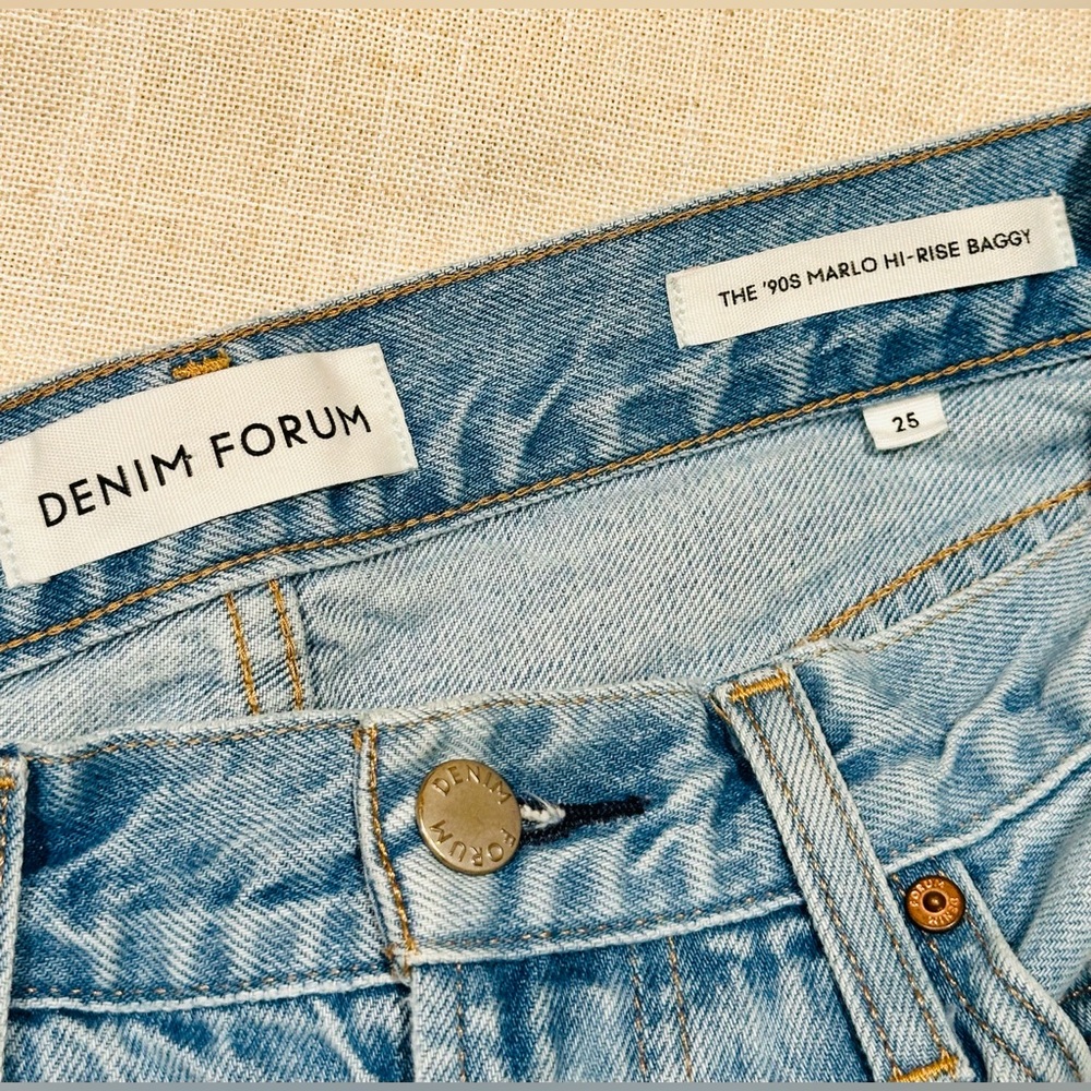 Denim Forum ‘90s Marlo Hi-Rise Baggy Jeans Light Wash Straight Leg 25 Aritzia - Picture 5 of 11